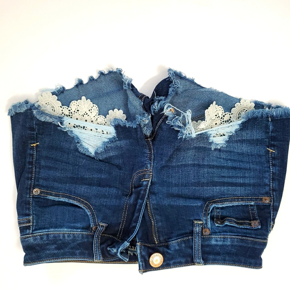 American Eagle rustic denim cutoff short with lace
